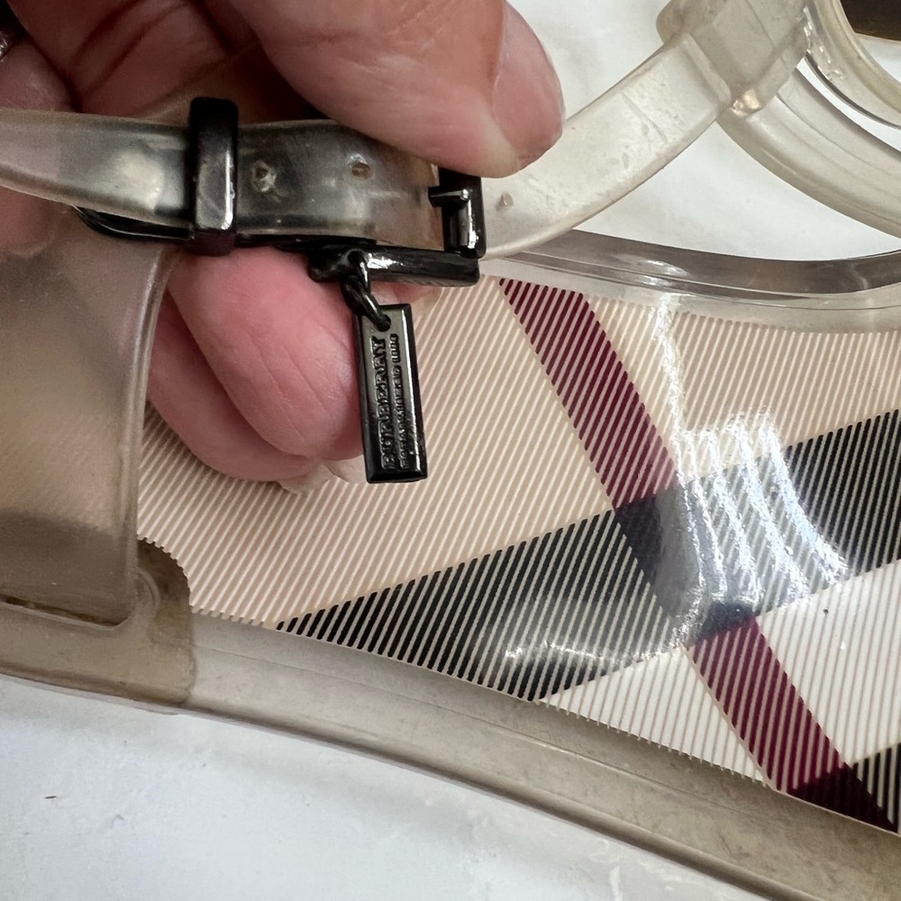 Burberry jellies. - Picture 2 of 6